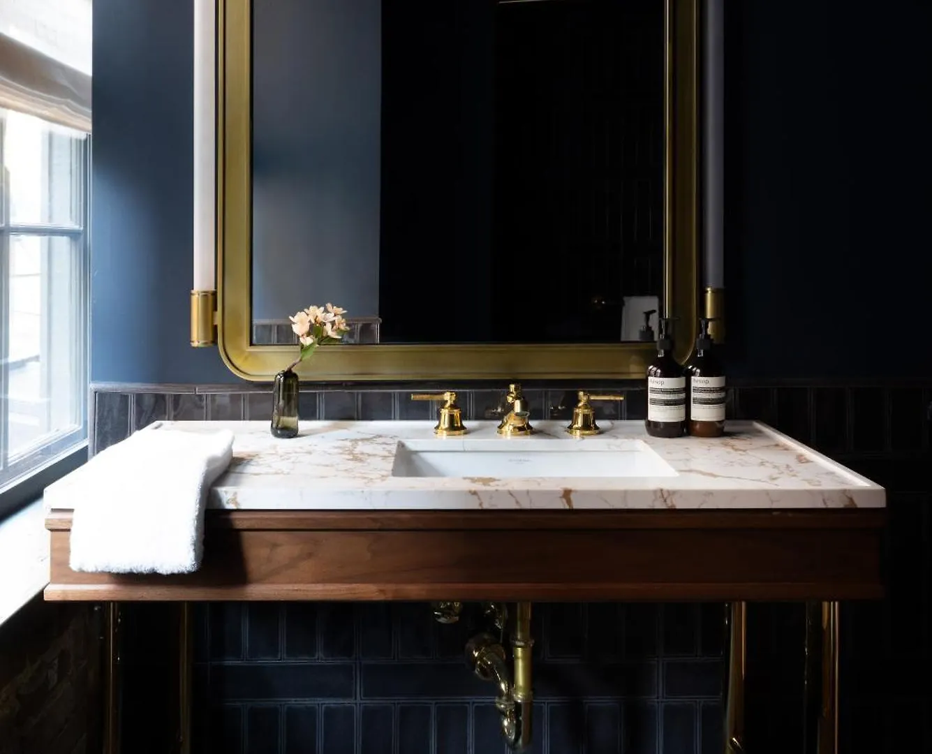 Populus Seattle Hotel